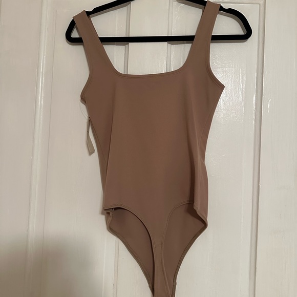 NWT Abercrombie Small Tan Corset Seamless Thong Bodysuit - Picture 3 of 4